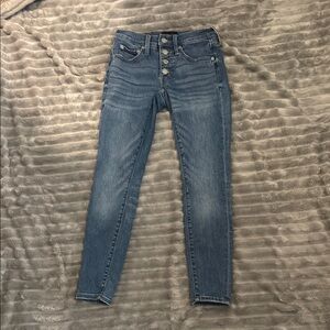 Lucky Brand High Rise Blue Jeans with Worn-In Look